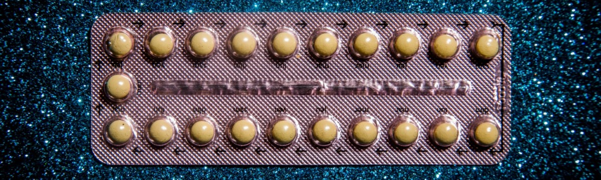 A fogamzásgátló tabletta mellékhatásai a fogyókúrára